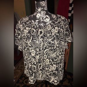 East Fifth Size 3x (22) Women’s Lined Blouse 48” Bust 23” Length